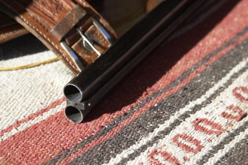 CRW_3822.JPG - Business end of sawed off side hammer shotgun.