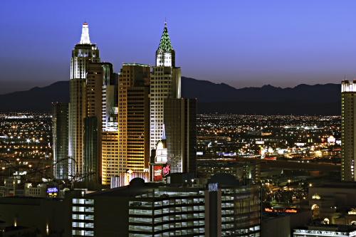 CRW_3892.JPG - This is the New York New York hotel and casino.  You might recognize the Empire State Building and the Chrysler Building.